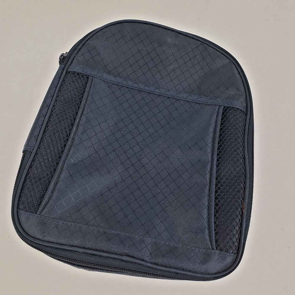 Thirty One Navy Insulated Bag